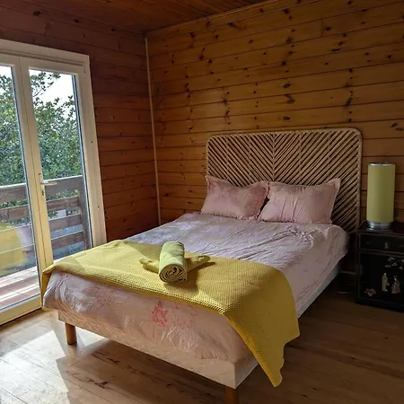 Les Balcons D'entre Deux Monts *